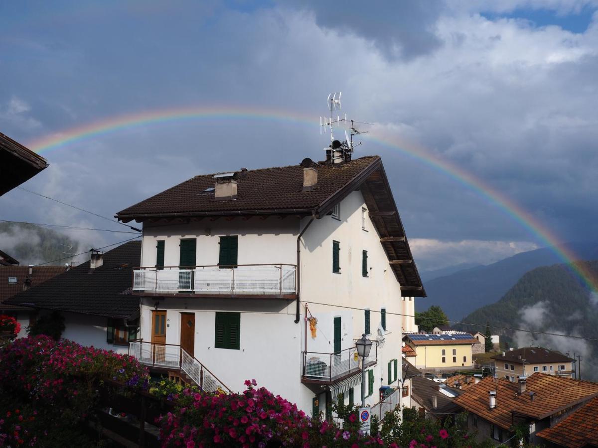 B&B Signora Elvira Capriana Esterno foto