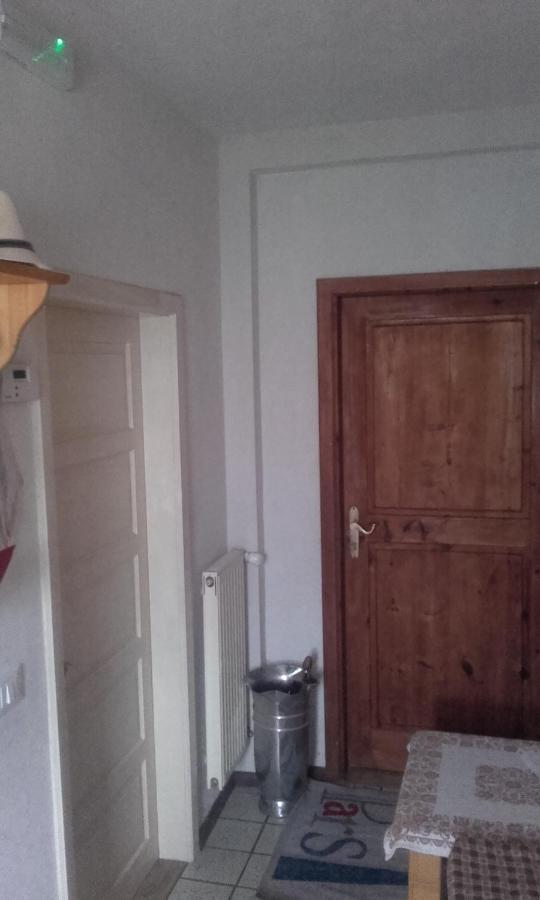 B&B Signora Elvira Capriana Esterno foto